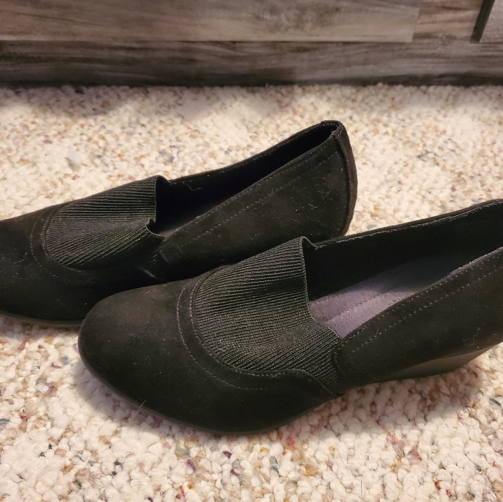 Women's shoes